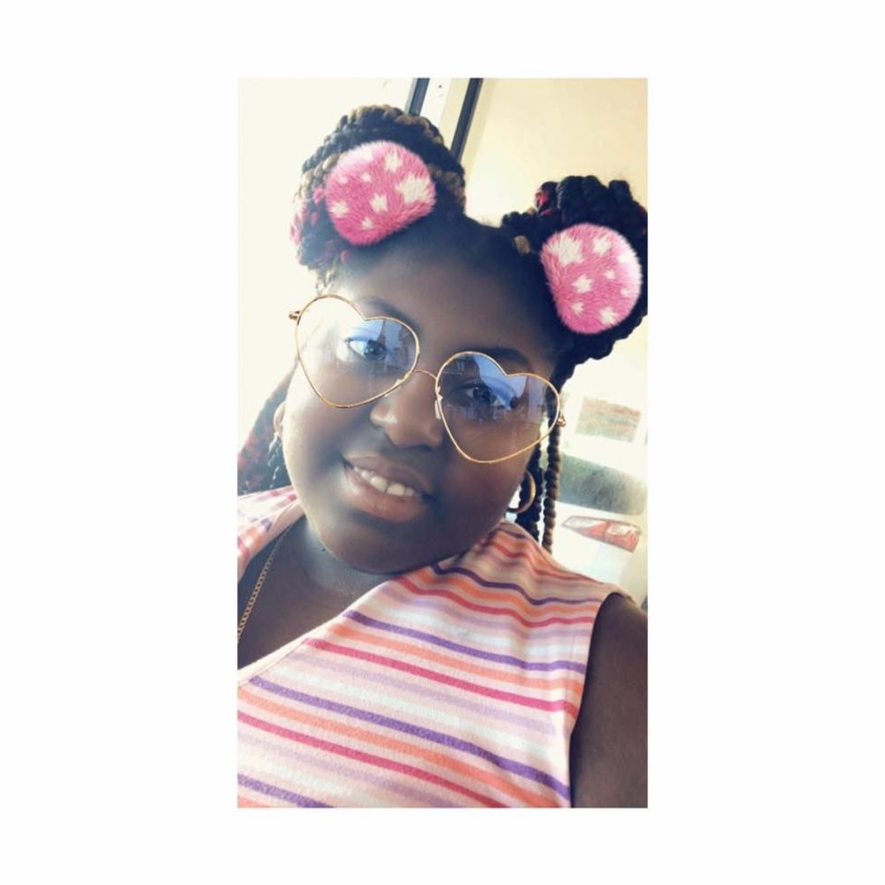 Meet your Posher, Nyla